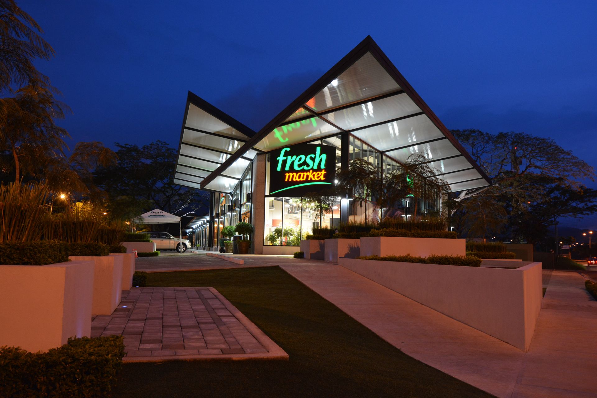 Fresh Market Lindora